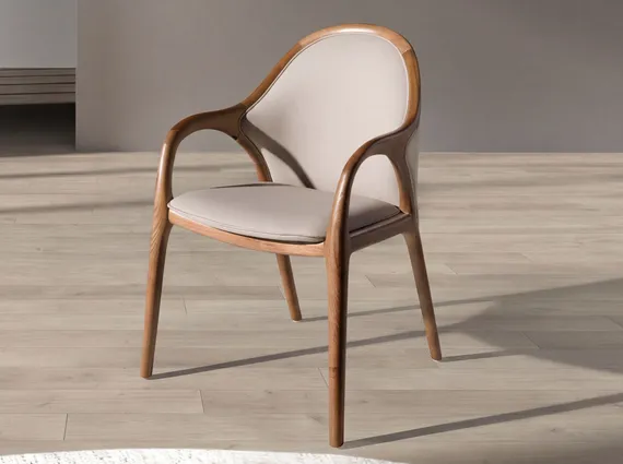 Стул Angel Cerda 4255 из экокожи песочного цвета