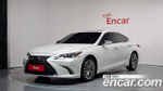 Lexus ES300h — 2024