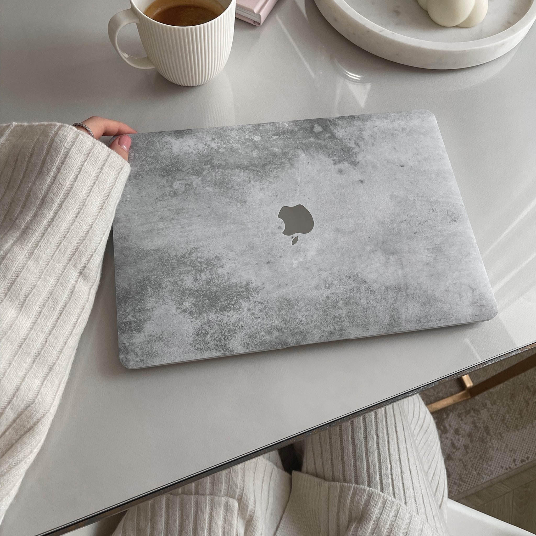 Виниловая наклейка NEBULA для MacBook
