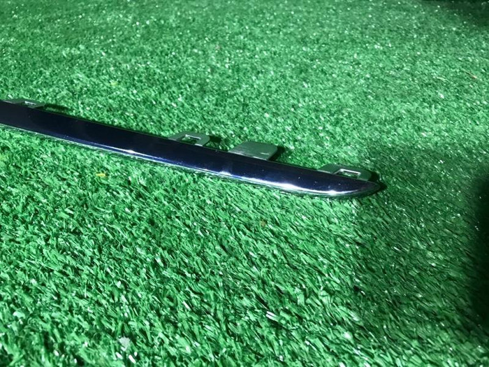 Накладка решетки радиатора Mercedes C w205 (18-23)