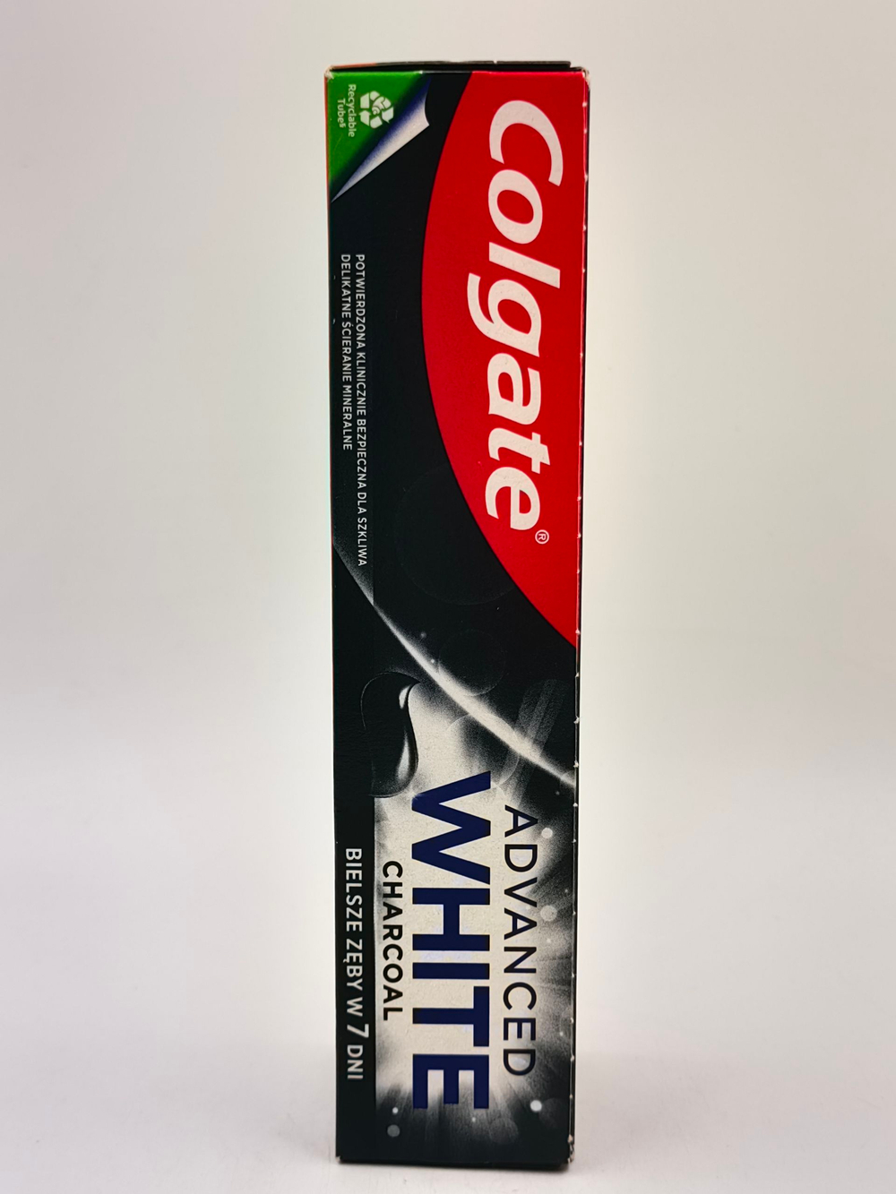 Зубная паста Advanced White Charcoal отбеливающая с активированным углем 75 мл (Из Эстонии)