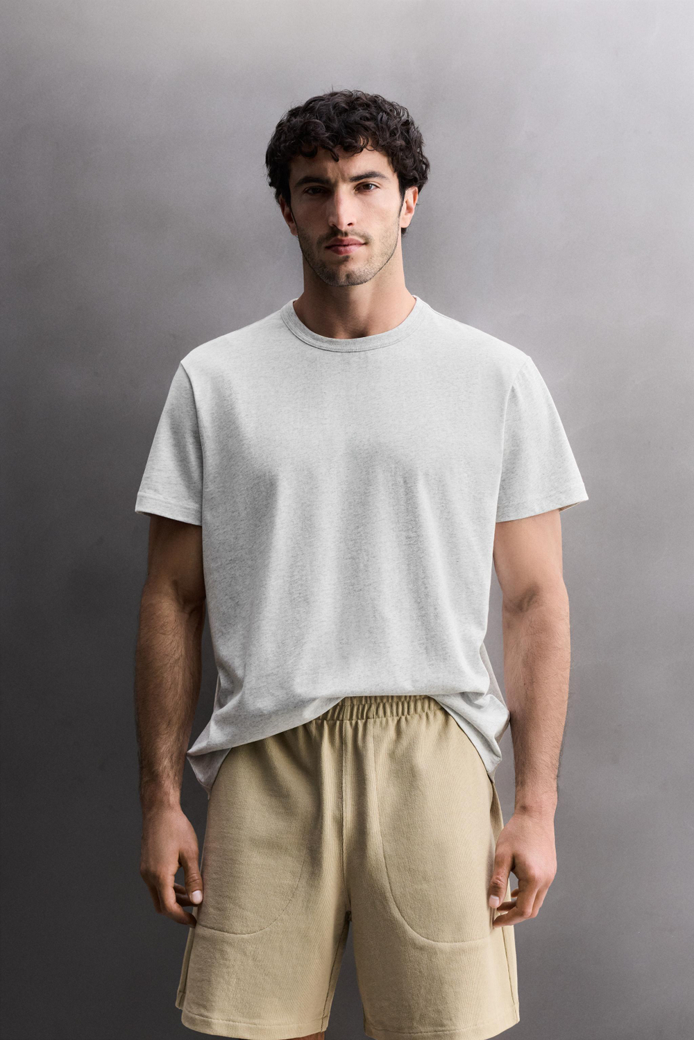 ФУТБОЛКА RELAXED FIT ИЗ ПЛОТНОГО ХЛОПКА — ZARA