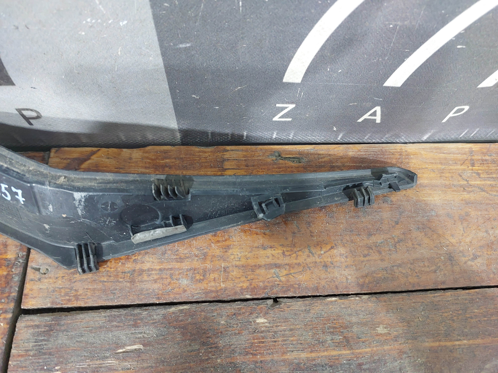 Накладка петли капота правая Haval F7 1, F7x 1 19-24 Б/У Оригинал 5304103XKQ00A