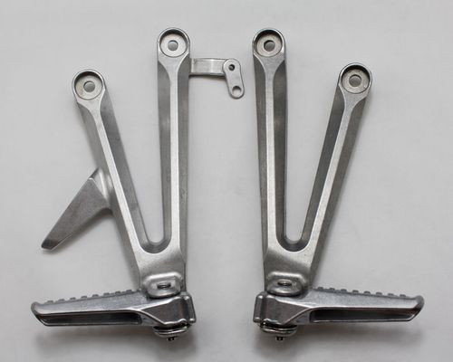 Купить    Подножки задние с кронштейнами для мотоцикла Honda CBR1000RR 04-07