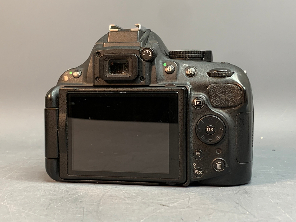 Nikon D5200 75.000 кадров