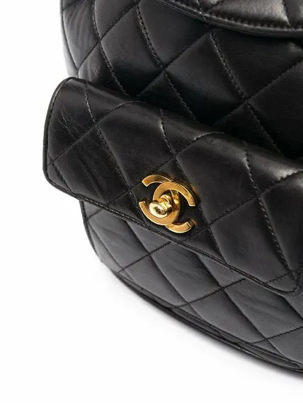 Стеганый рюкзак Chanel 1990-х годов