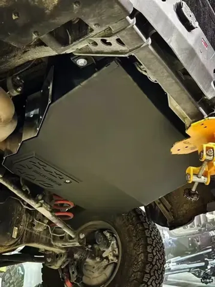 Увеличенные топливные баки для Toyota Tundra 2014-2025+ Тойота Тундра резервный бензобак замена