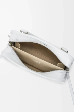 Loewe Мини-сумка Amazona 180 из мягкой телячьей кожи, белый