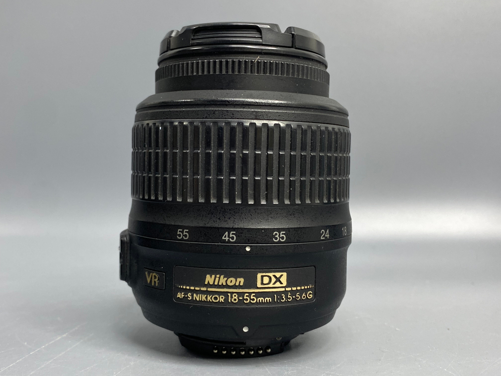 Nikon D3100 Kit 18-55mm 54.500 Кадров