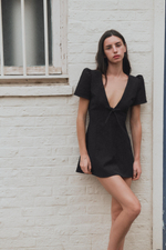 МИНИ-ПЛАТЬЕ С БАНТОМ — ZARA