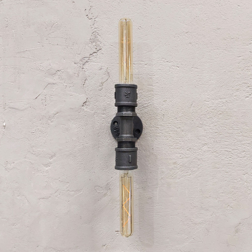Светильник настенный (бра) в стиле лофт с двумя лампами