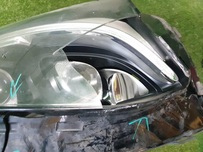 Фара правая Mercedes GLC x253 (2015-2019) LED