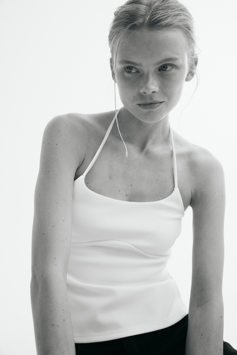Топ из джерси с бретелью через шею - H&M