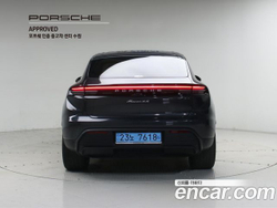 Porsche Macan 4S — 2025