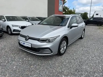 Volkswagen Golf VIII поколения в кузове Variant (универсал)