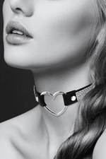 Чокер-сердечко с кристаллами COLLIER STRASS ET COEUR (Цвет: черный)