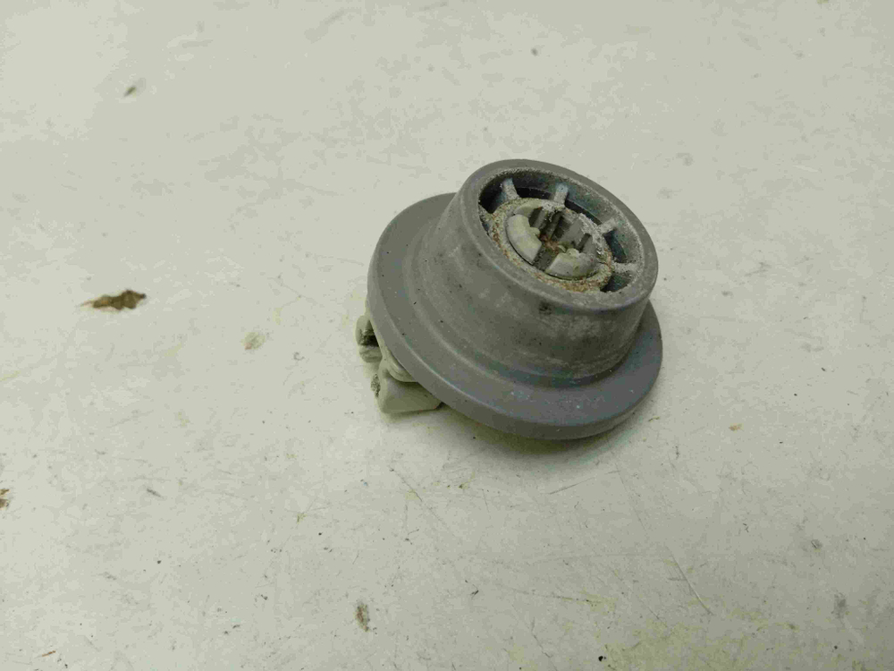 SMV50E30RU/97 ктп24 Ролик нижней корзины для посудомоечной машины Bosch SMV50E30RU/97 б/у