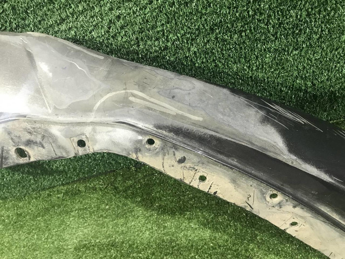 Юбка переднего бампера Maserati Levante (2016-2020)