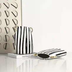 Ваза Vertical line vase A