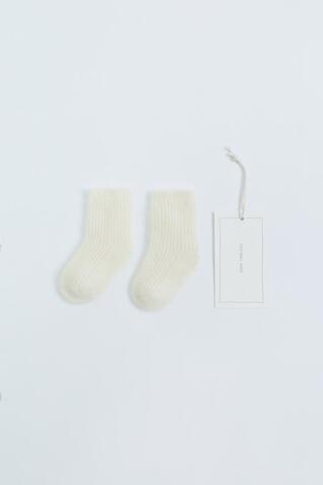 ZARA TIMELESS — НОСКИ ИЗ КАШЕМИРА, ЦВЕТ СЛОНОВОЙ КОСТИ