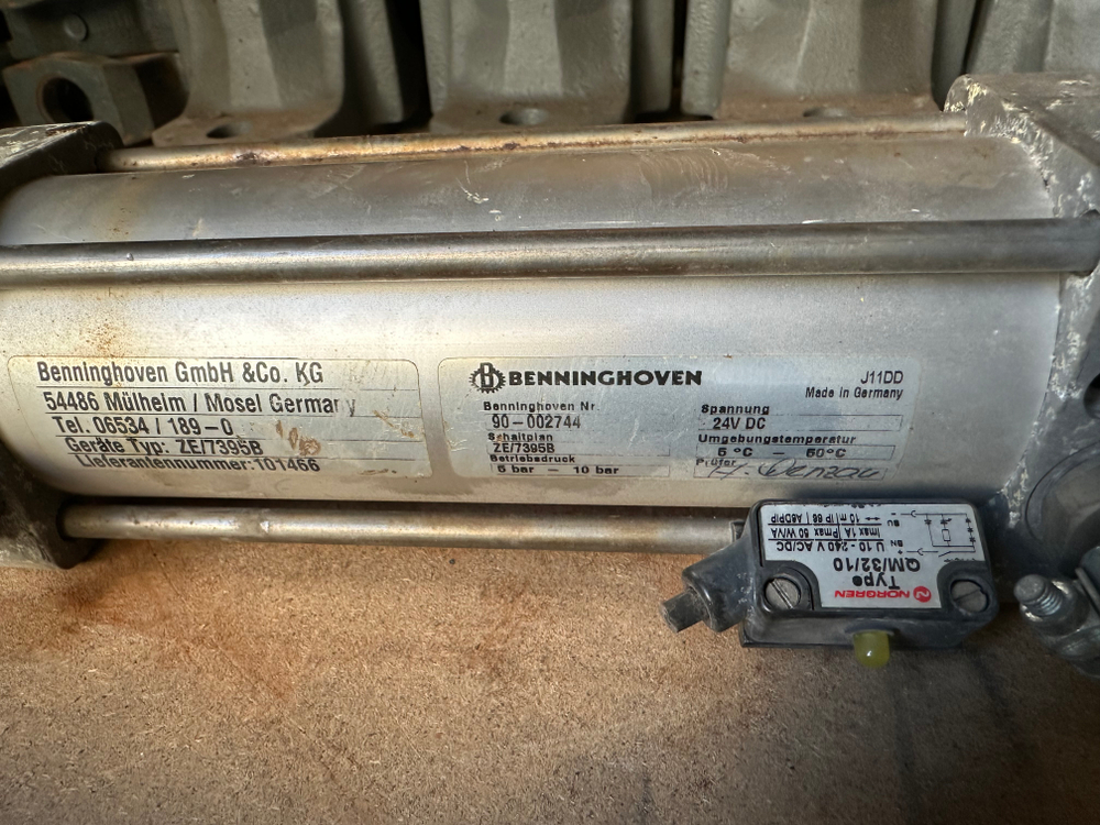 Пневмоцилиндр Benninghoven 90-002744