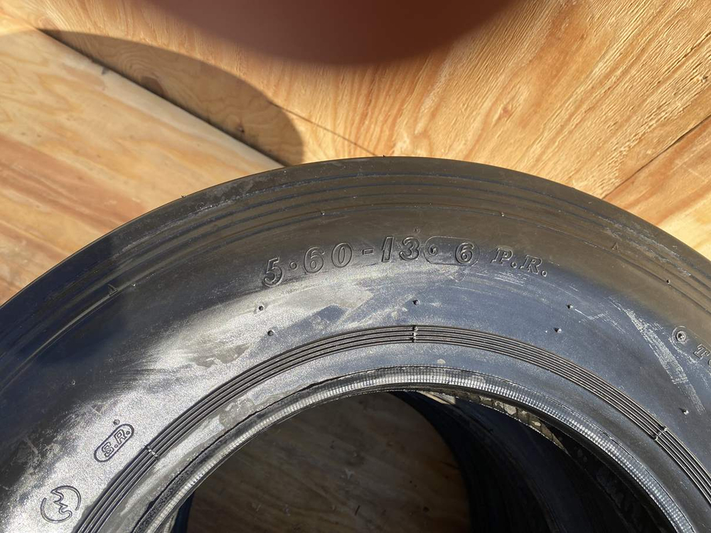 Dunlop taxi master 5.60R13  4шт.