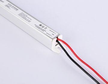 Блок питания ультратонкий для светодиодной ленты 24V 24W 1A IP20 185-260V 172*18*18 GS8622 Illumination LED Driver 24V Ambrella