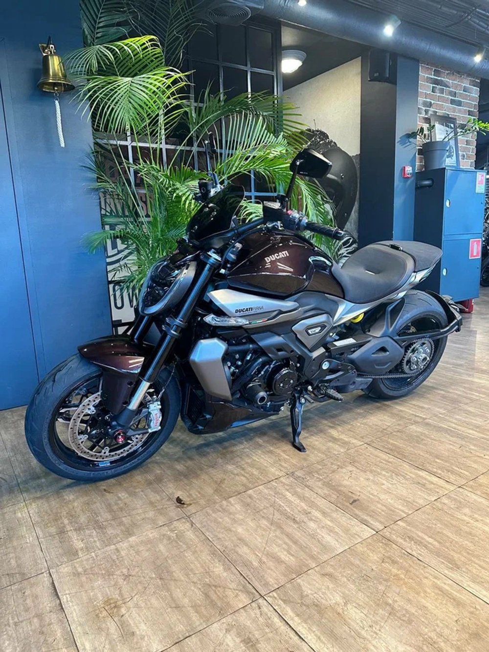 Ducati XDiavel, 2025 баклажан 757 км