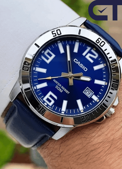 Casio MTP-VD01L-2B — мужские наручные часы