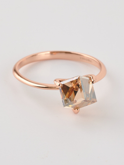 Кольцо Миражи тонкое с кристаллом Swarovski цвета шампань