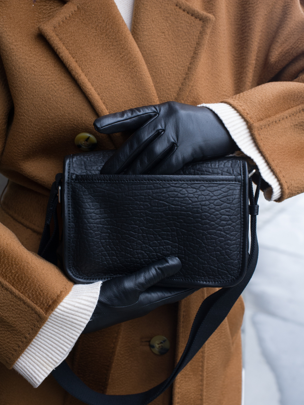 Saint Laurent Niki Messenger