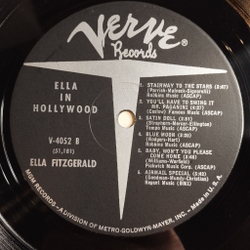 Винтажная виниловая пластинка LP Ella Fitzgerald In Hollywood (USA 1961)