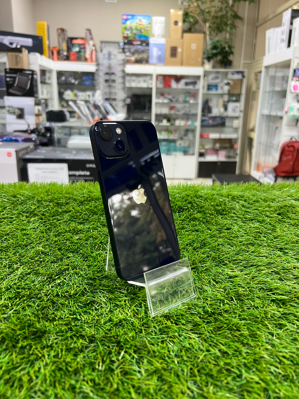 Б/У iPhone 13 128Gb Midnight