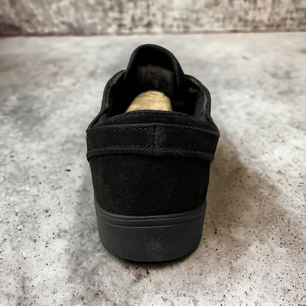 Nike SB Zoom Stefan Janoski • Total Black