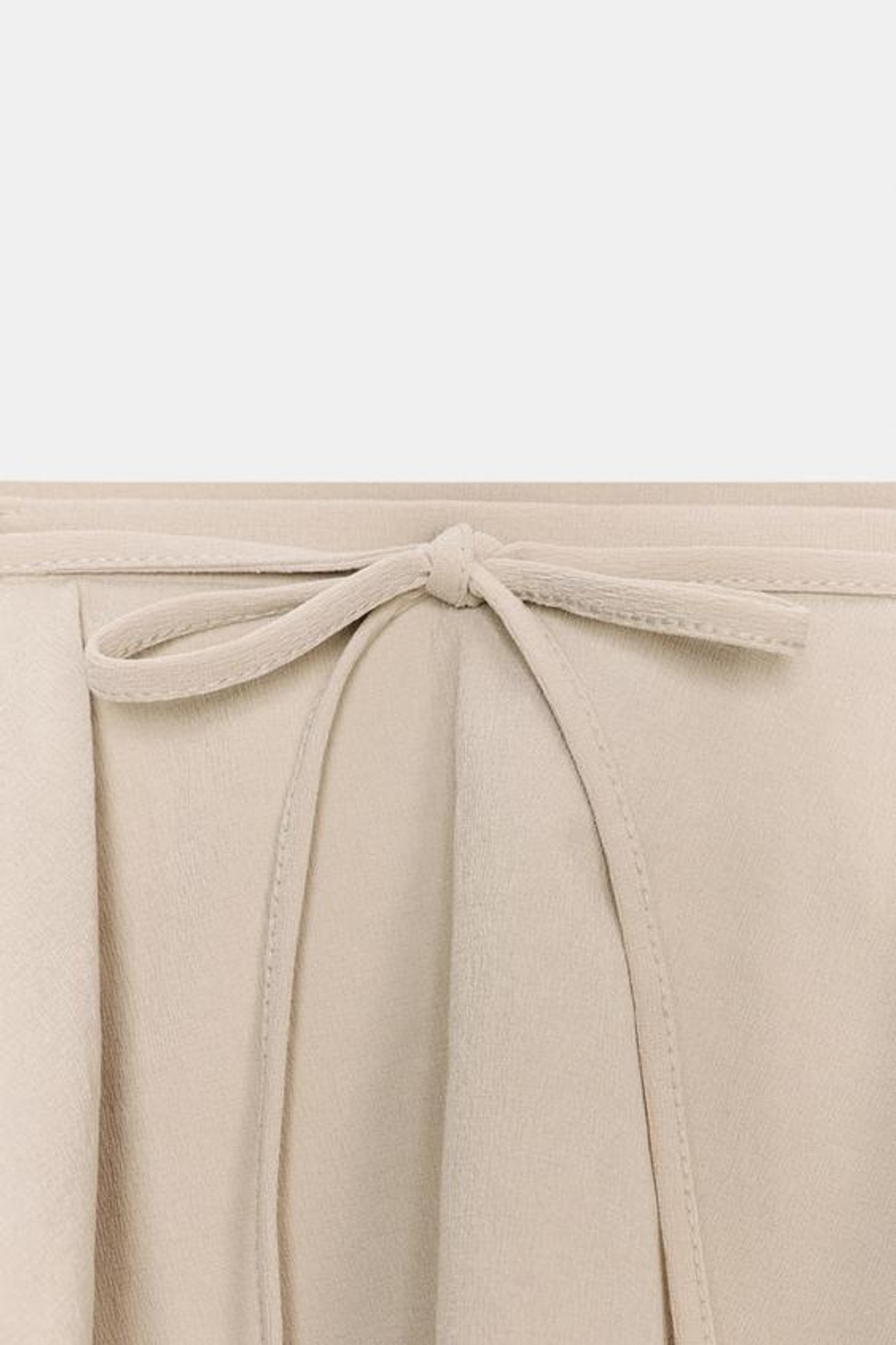 Брюки с широкими штанинами и поясом с бахромой - ZARA