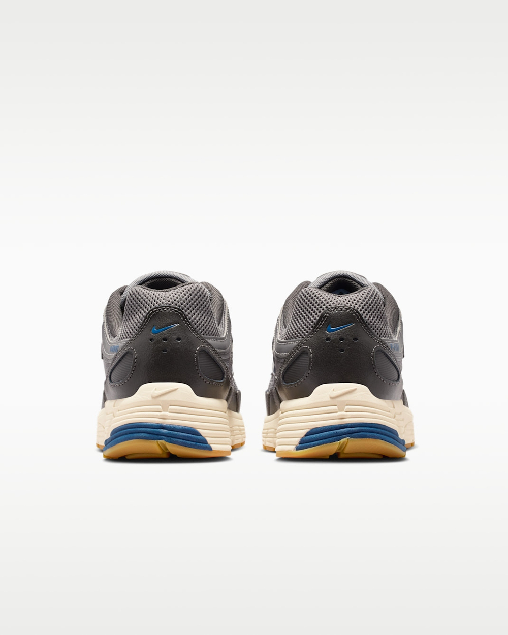Кроссовки мужские NIKE P-6000