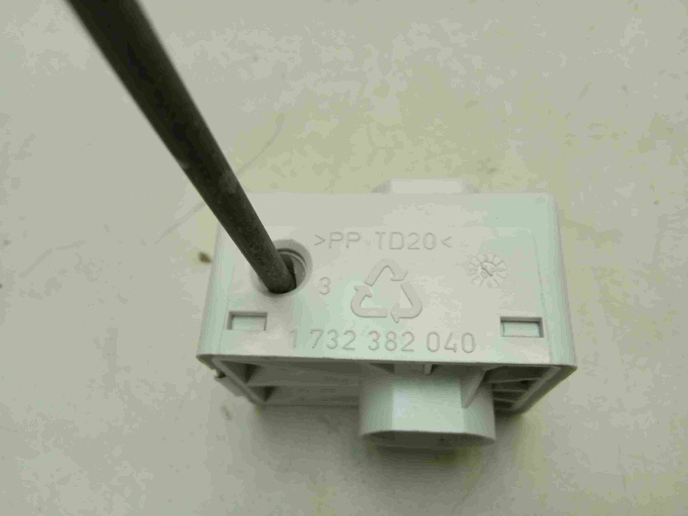 SGV57T13EU/05 ктп23 Редуктор задней ножки для посудомоечной машины Bosch SGV57T13EU/05 б/у