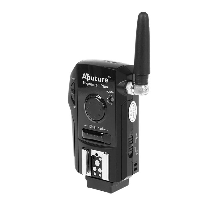 Радиосинхронизатор Aputure Plus AP-TR TX2N (для Nikon D70S/D80) Радиосинхронизатор Aputure Plus AP-TR TX2N (для Nikon D70S/D80)