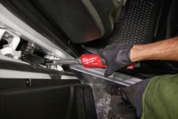 Аккумуляторная трещотка Milwaukee M12 FPTR-202X FUEL сквозная INSIDER 4933480754