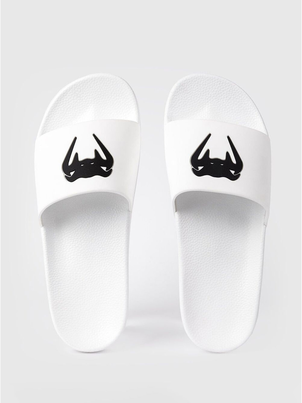 Шлёпанцы Venum Classic White/Black