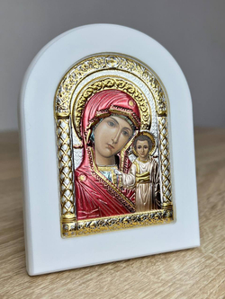 Казанская БМ, арочная, белое дерево, эмаль 105х140 — детальный вид