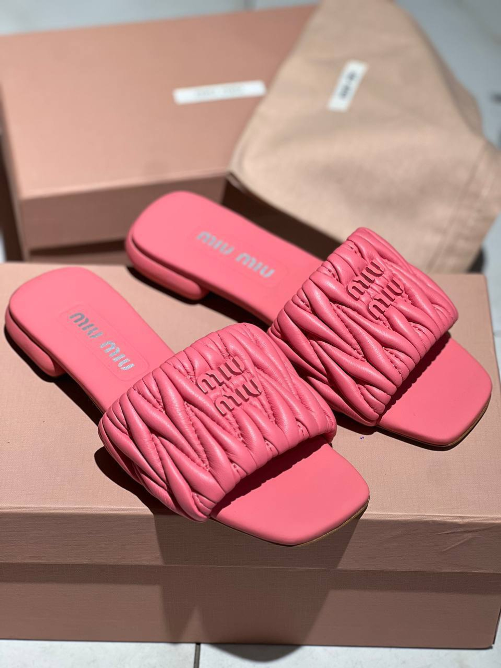 Шлепанцы MIU MIU