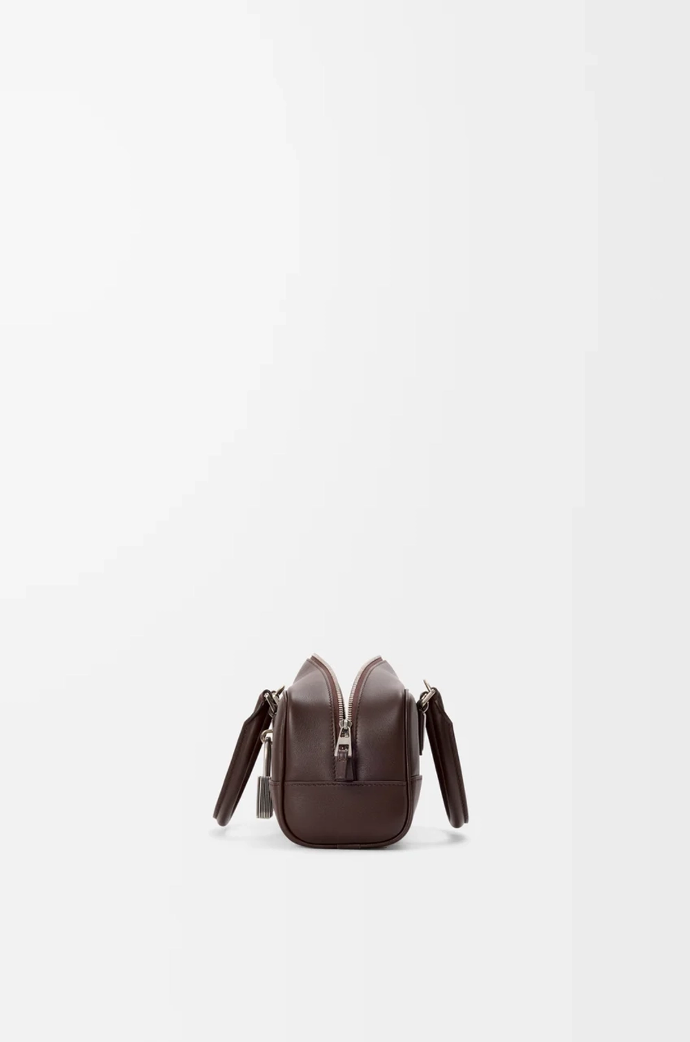 Loewe Укороченная сумка Amazona 23 из блестящей телячьей кожи, темно-каштановый