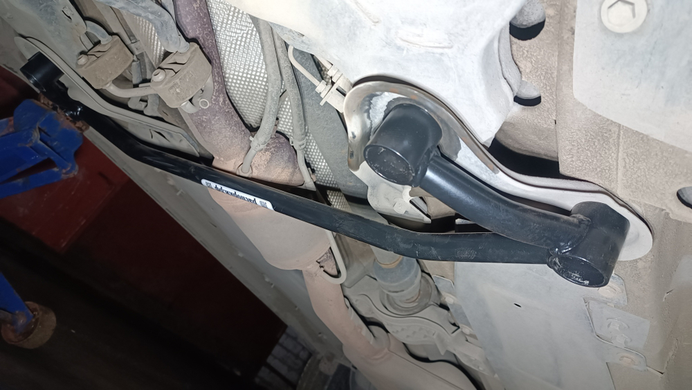 Распорка передняя нижняя Chery Tiggo 8 Pro Max (полный привод), Tenet T8 (полный привод), Exeed LX (полный привод) (ПОД ЗАКАЗ)
