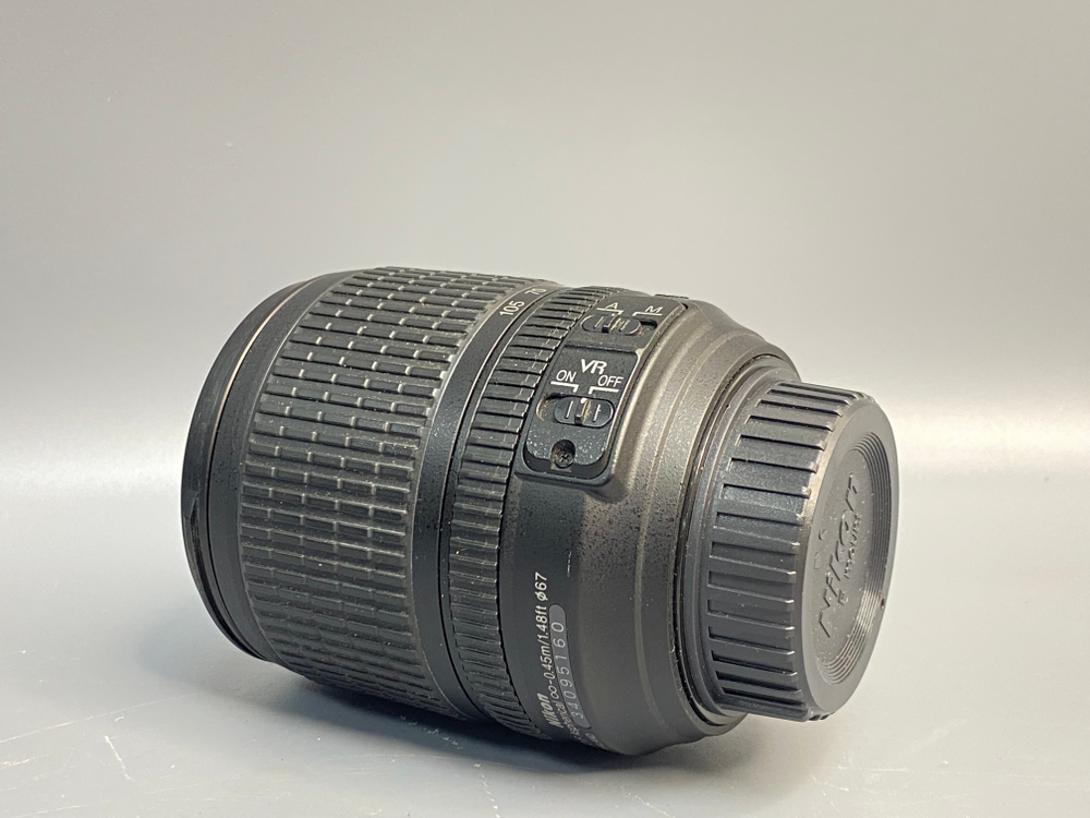 Nikon 18-105mm 3.5-5.6G AF-S ED DX VR Nikkor