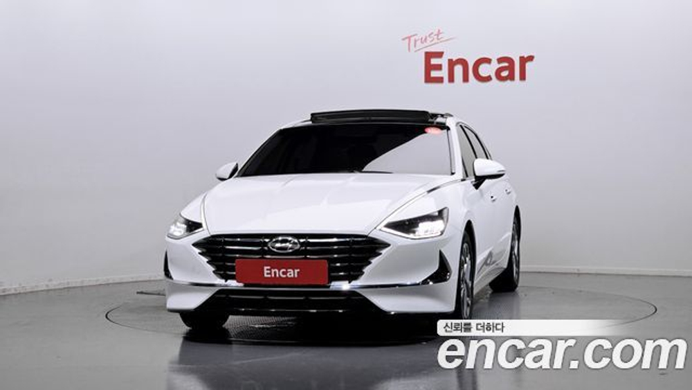 Hyundai Sonata 2.0 — 2020