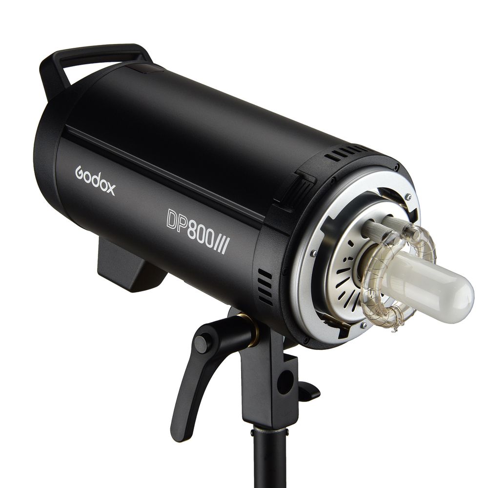 Студийная вспышка Godox DP800III
