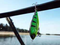 Воблер тонущий LJ BBS Original ARROW JERK S 015.00/027