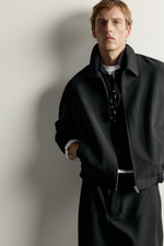 КУРТКА RELAXED FIT СО СКЛАДКАМИ — ZARA