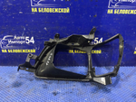Рамка фары TOYOTA LITEACE NOAH 1998-2007
